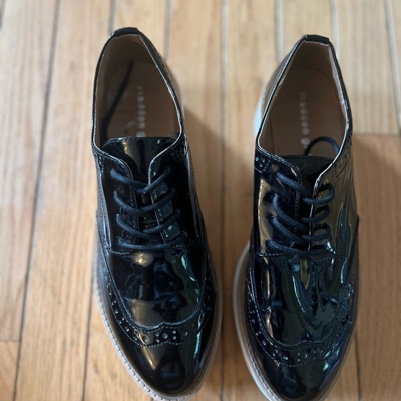 Madden Girl G-class Oxfords Platform Shoes size 9M Black Glossy Y2K Preppy - Picture 2 of 7